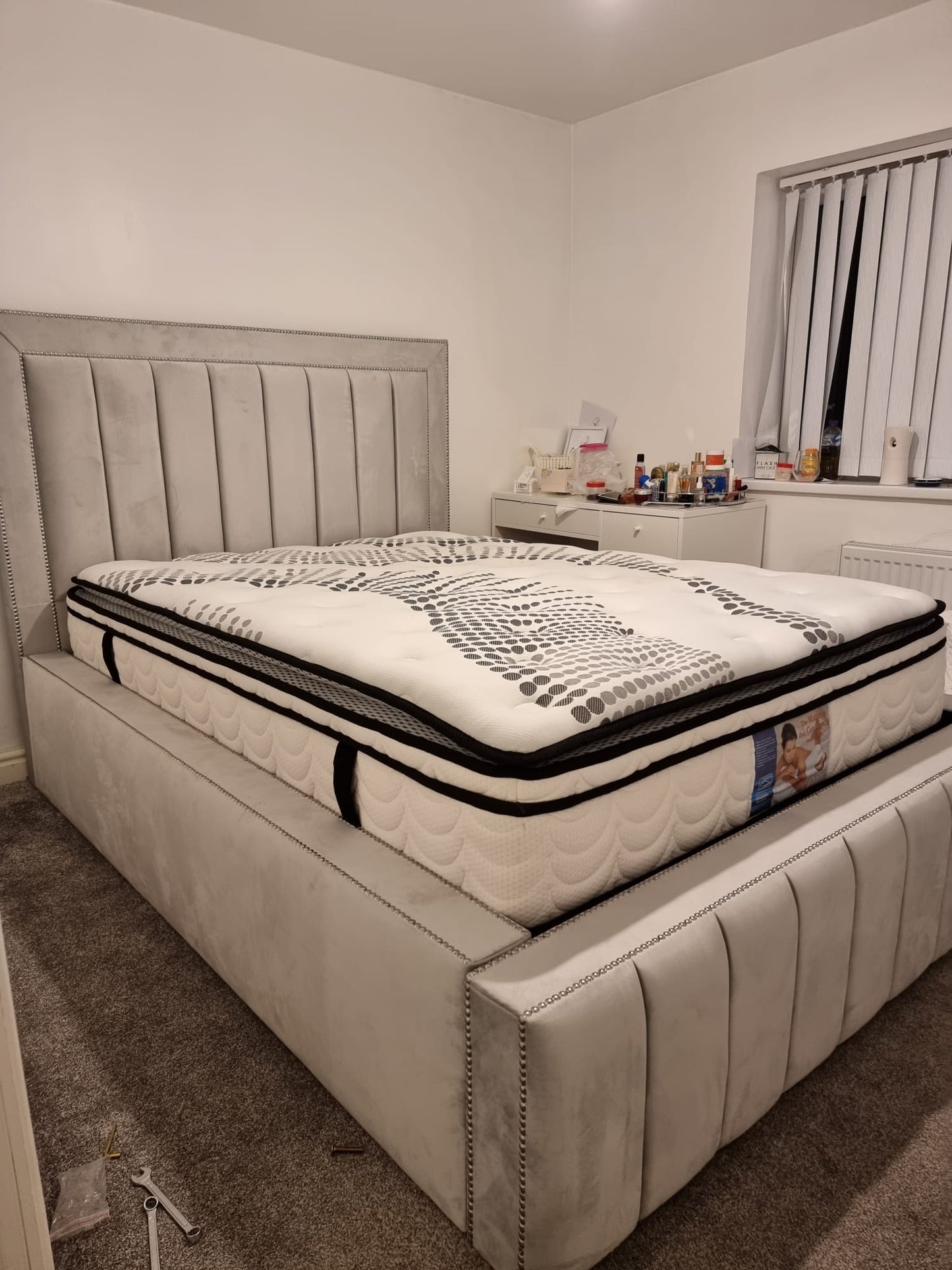 Hania Bed Fine Class Beds