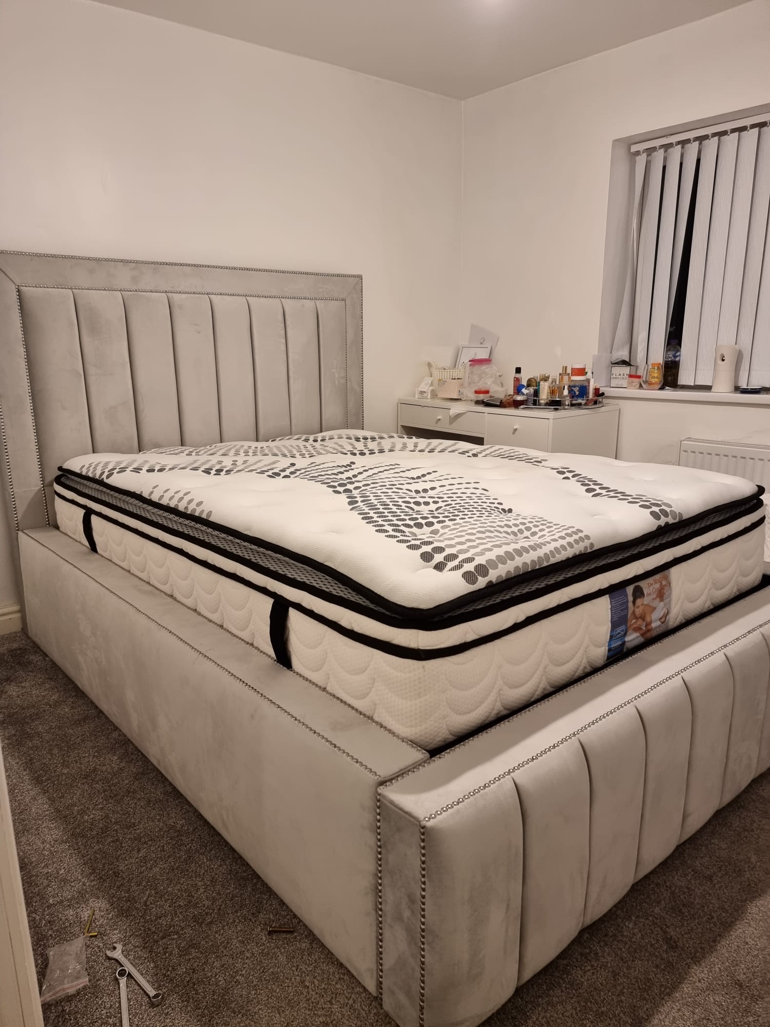 Hania Bed Fine Class Beds